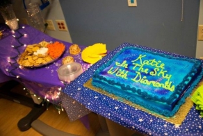 Устроили персональный выпускной вечер (25 фото)