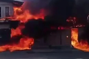 В Бразилии легкомоторный самолет рухнул на ресторан