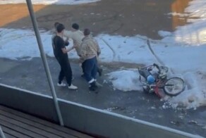 На Урале учитель ударил по лицу школьника в попытке защитить спортивный стадион