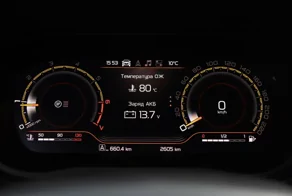 Приборная панель Lada Vesta Sport получила режимы для дрэга и кольцевых гонок