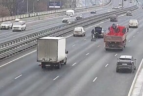 Фатальная "стоянка" посреди дороги