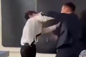 Учитель подрался с учеником в классе