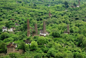 Сторожевые башни Тибета (13 фото)