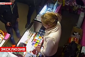 В Санкт-Петербурге ограбили секс-шоп (1 видео)