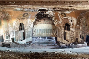 Заброшенные кинотеатры Нью-Йорка (22 фото)