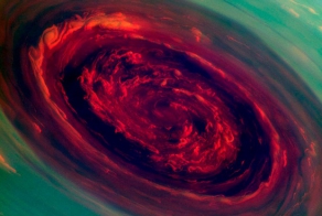 Мощнейший ураган на Сатурне (6 фото+видео)