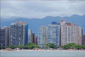 Падающие здания (7 фото)