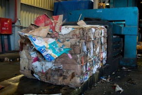 Куда увозят мусор (24 фото)