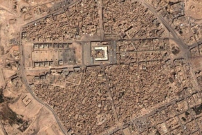 Невероятные размеры кладбища в Ираке (12 фото)