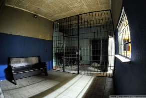 Интересный полицейский участок (30 фото)