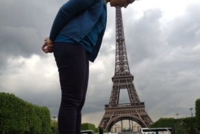  Фотографируясь с памятником, включай воображение(7 фото)