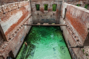 Парамоновские склады (19 фото)