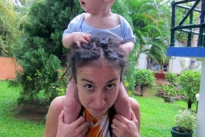 Для чего нужны дреды молодой маме? (4 фото)