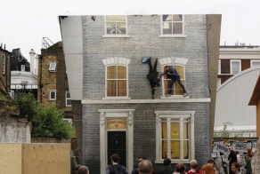 Дом, превращающий человека в супергероя (10 фото)