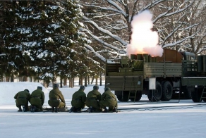 Как делают салют на праздники (16 фото)