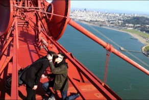 Сделал предложение на мосту Золотые Ворота (5 фото)