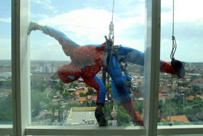 Сцены из жизни разных стран (30 фото)