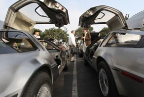 Юбилейный слет любителей DeLorean (11 фото)
