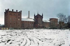 Заброшенные промышленные здания Восточной Германии (13 фото)