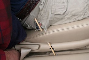 Самопроизвольный выстрел в ногу (8 фото)