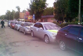 Свадебный кортеж в массовой аварии (5 фото+видео)