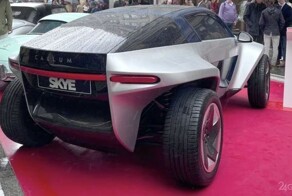 Футуристичный электровнедорожник Skye показали вживую (3 фото)