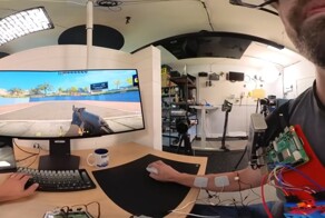 Блогер встроил «чит» прямо в руку — электростимуляция ускорила прицеливание в CS2 (видео)