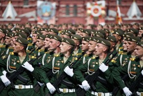 От «Красного подарка» до Дня защитника Отечества: эволюция праздника