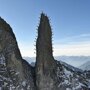 Сотни альпинистов поднялись в Альпы для эпических фотографий!