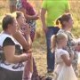Украинцы массово поклоняются стеклопакету  