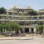 Заброшенная гостиница Grande Hotel в Мозамбике стала домом для 3500 человек 