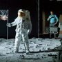 Поддельно-бодрые астронавты, или Голливуд от НАСА?
