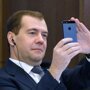 "Село - столице - похмелиться": пенсионер вернул Дмитрию Медведеву свою прибавку к пенсии