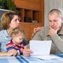 Зарплаты и заплаты. Почему в России растёт количество «работающих бедных»?