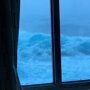 Жуткие кадры из каюты лайнера во время шторма