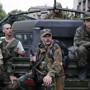 Кто взбунтовался против памятника героям Донбасс