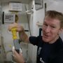 Никто кроме нас: НАСА заказало у России обслуживание туалета
