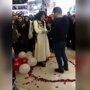 Пару из Ирана «арестовали за вирусное видео романтического предложения» в торговом центре, которое «оскорбляет ислам»