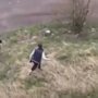 Наркоман решил напасть с ножом на полицейских