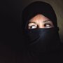 Почему арабские женщины закрывают лицо?