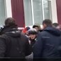 Менталитет: коленостояние или возмущение