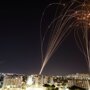 Израильтяне показали, как "Железный купол" справляется с палестинскими ракетами