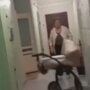 "Мы против коляски": в подмосковном посёлке председатель домкома закатила скандал из-за коляски