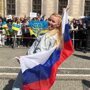 «Думаете я сдамся?»: россиянку, станцевавшую «Калинку» перед украинскими беженцами в Германии, упекли за решётку