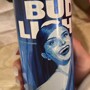 Американцы призвали к бойкоту производителя пива Bud Light после рекламы с трансгендером