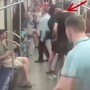 В метро злоумышленник выхватил у пассажира телефон прямо во время разговора