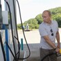 Путин потребовал остановить цены на бензин и дизель