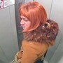 В Омске мужчина в женской одежде пытается взломать квартиры