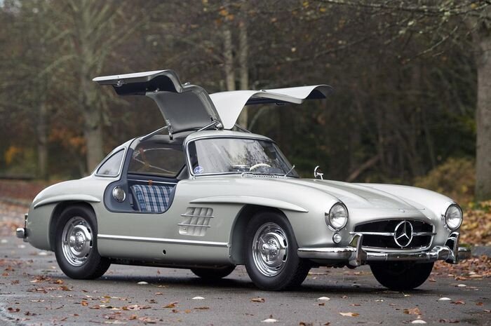 Mercedes-Benz 300 SL Alloy Gullwing был продан за $ 4,2 млн. (5 фото)