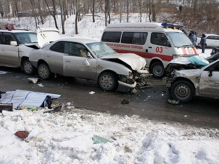 Инспектор ДПС пожертвовал жизнью ради спасения врача скорой помощи (2 фото+текст)